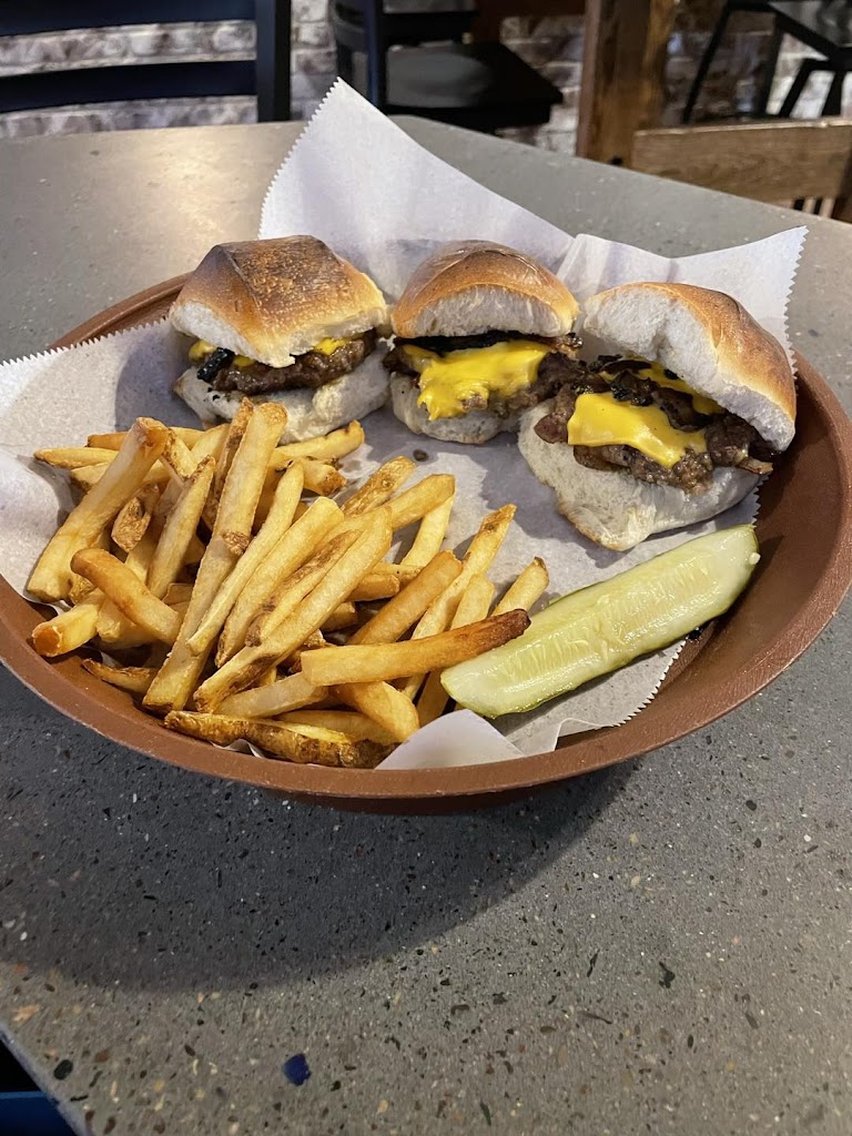  Arbuckles Eatery & Pub