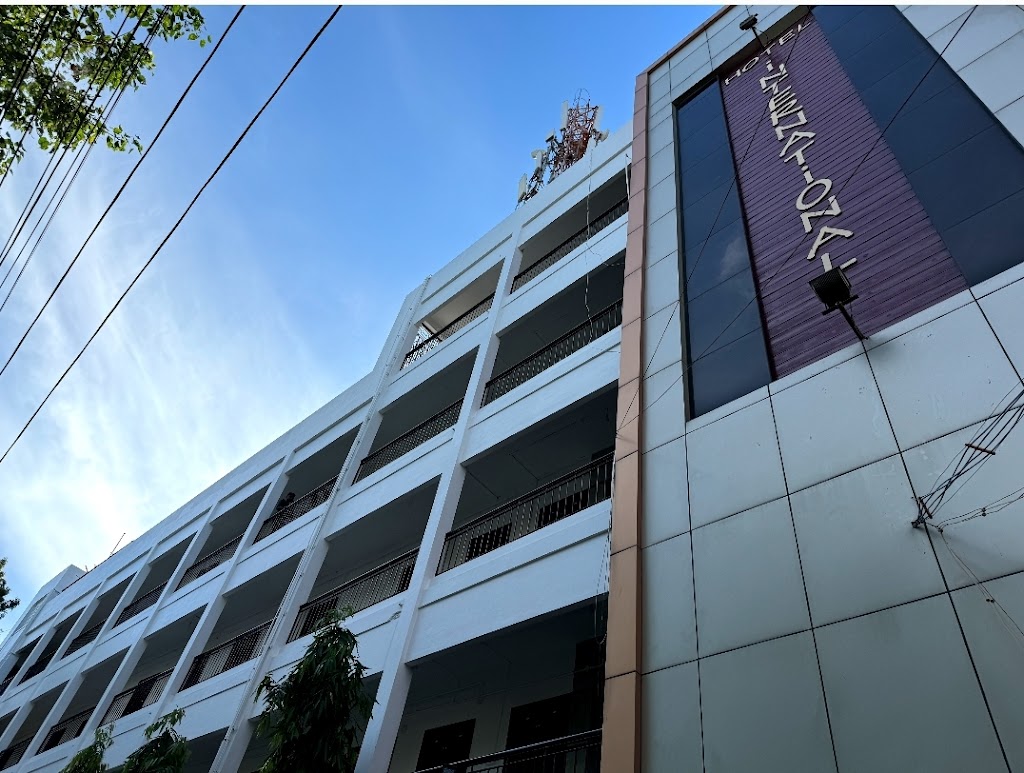 Hotel International