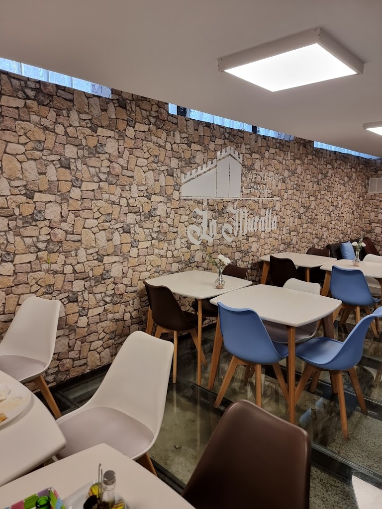 La Muralla Cafeteria Granja