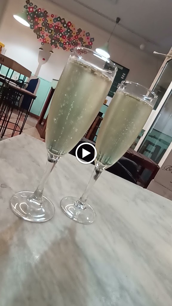 Taverna Tatxin Tatxin — Videos