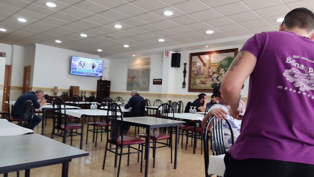 Restaurante La Bona Paella — Ambiente