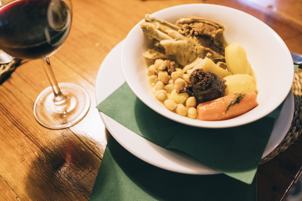 Restaurante La Olivereta — Comida y bebida
