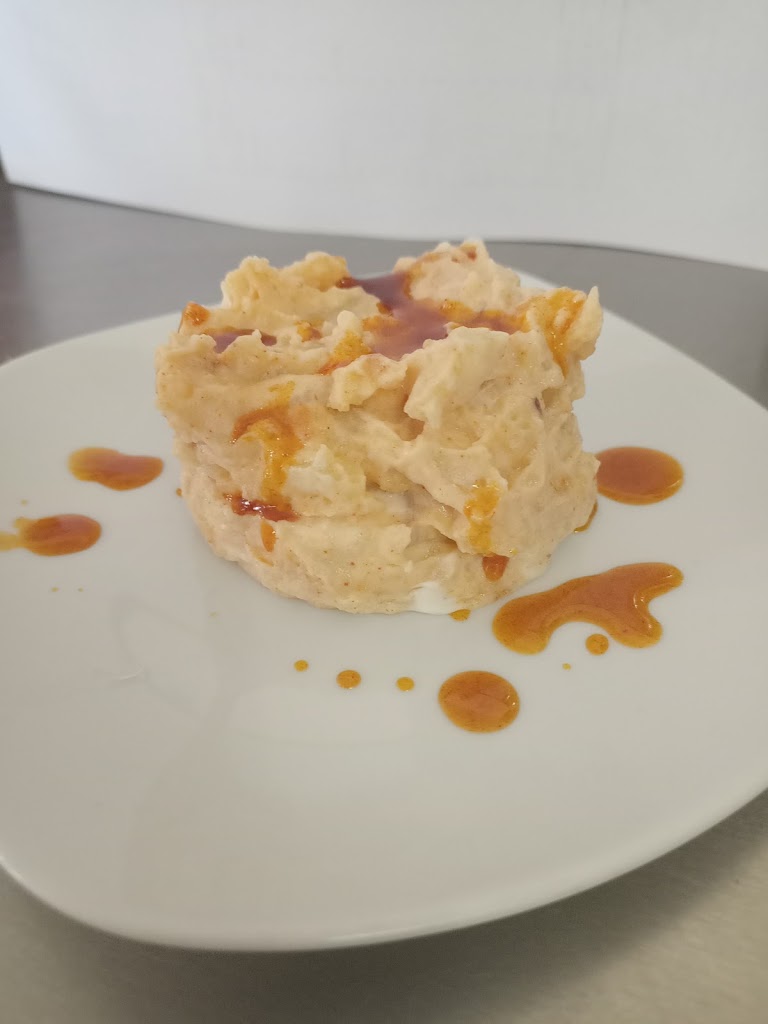 Cerveceria La Estacion — Comida y bebida