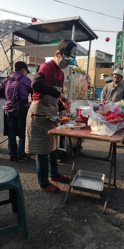 陸橋下臭豆腐 的照片