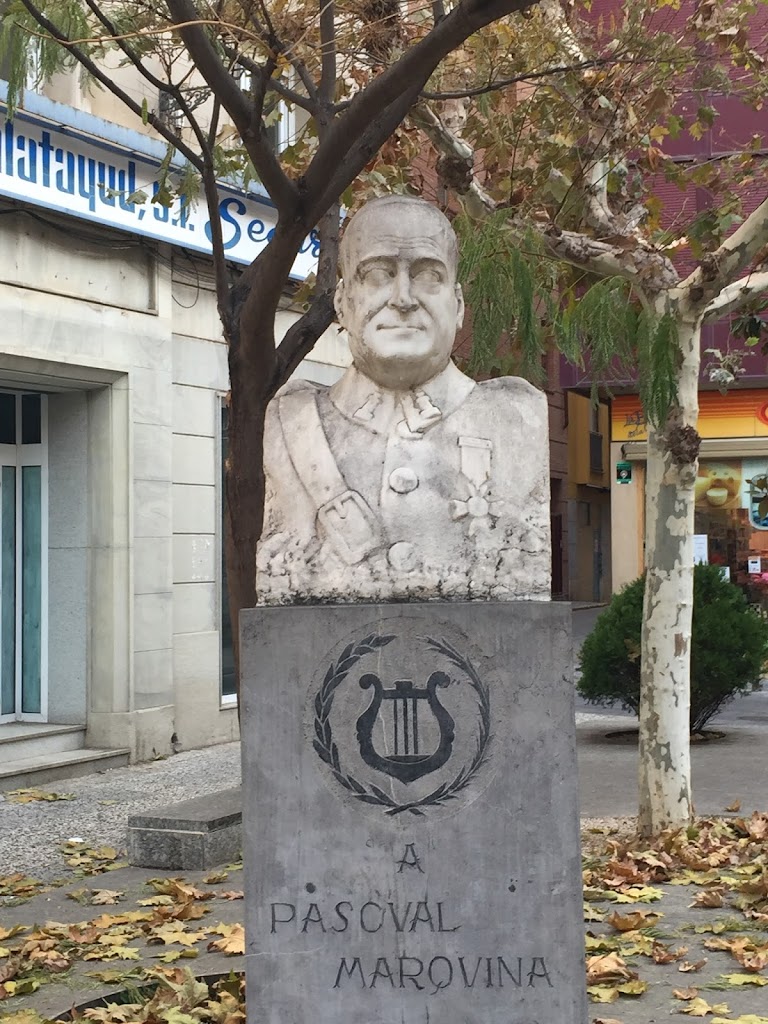 Monumento a Pascual Marquina