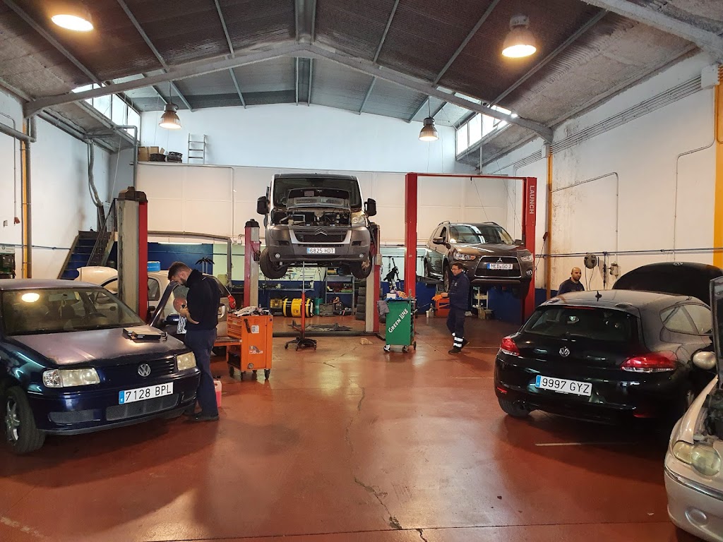 Taller mecanico en Estepona - Las Colinas Automocion | SPG Talleres