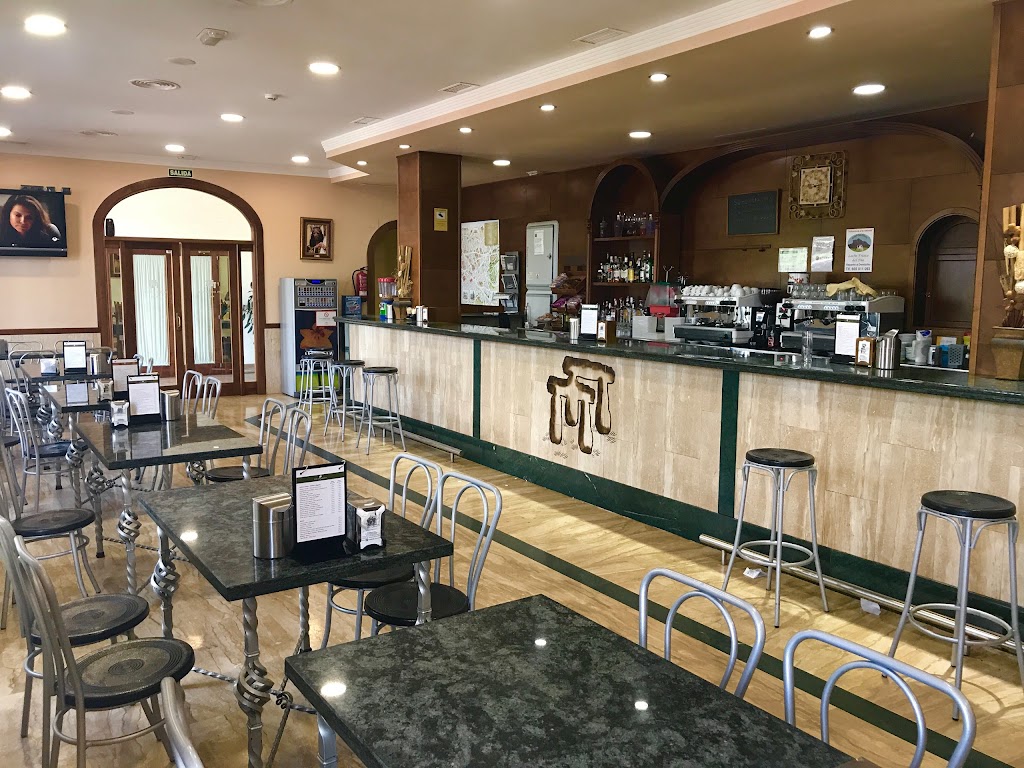 Restaurante Los Dolmenes — Ambiente