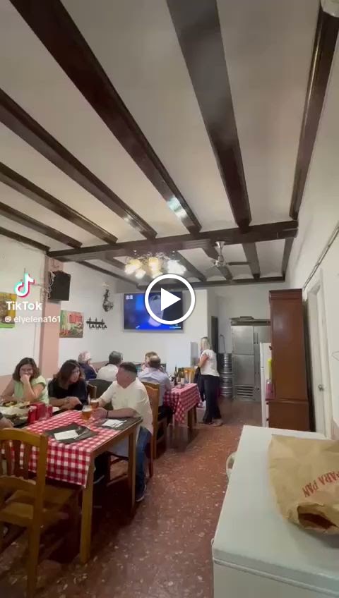 Bar Restaurante La Bodega Calahorra — Videos