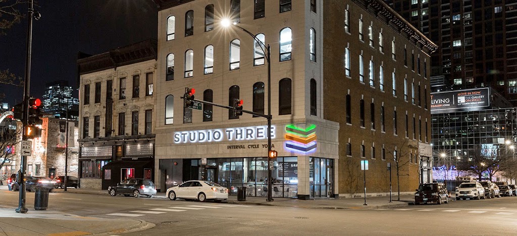  Studio Three River North