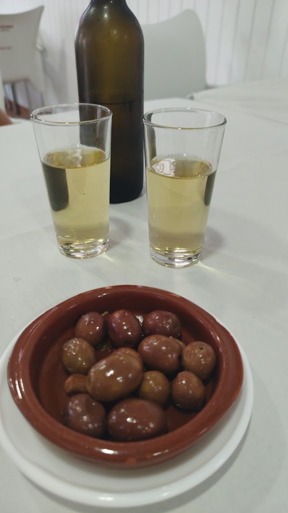 Bar el Duque — Comida y bebida