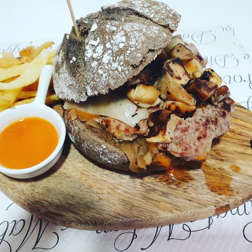Sustrai Berri Gastrobar — Comida y bebida