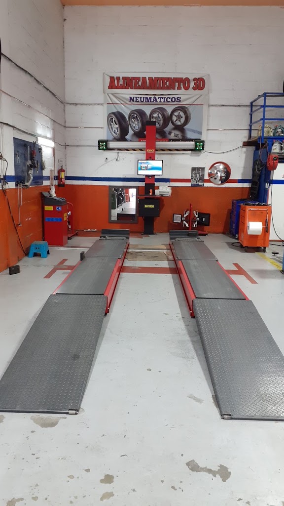 TALLER MECANICO Motor Magallanes — Interior
