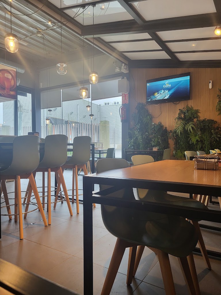 Wonder Gastrofit Cafe — Ambiente