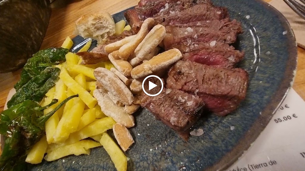 Castano Vinos y Tapas Carmona — Videos
