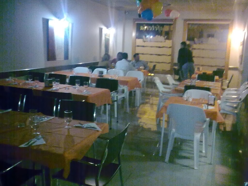 Fontes Bar Cafeteria — Ambiente
