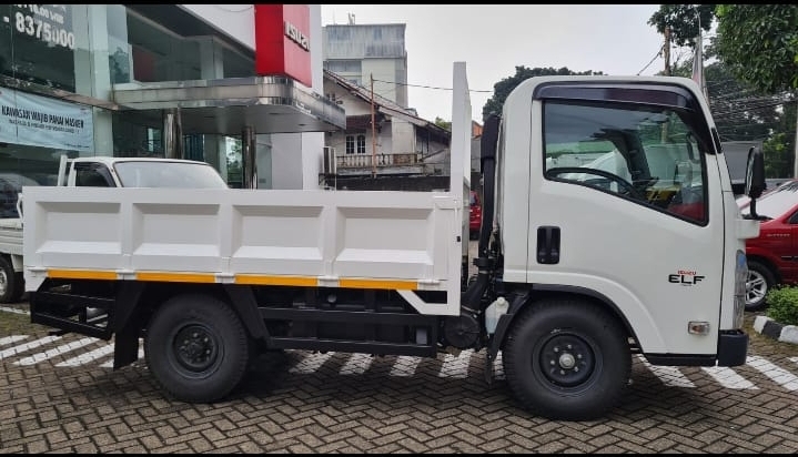 ISUZU
