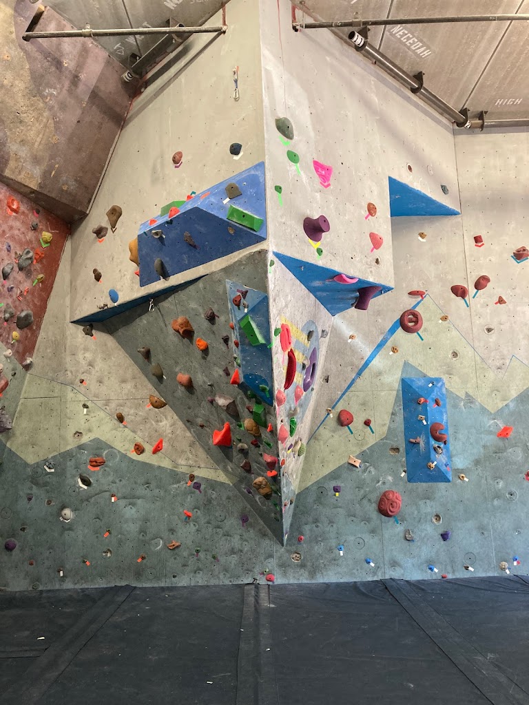  North Wall Rock Climbing Gym