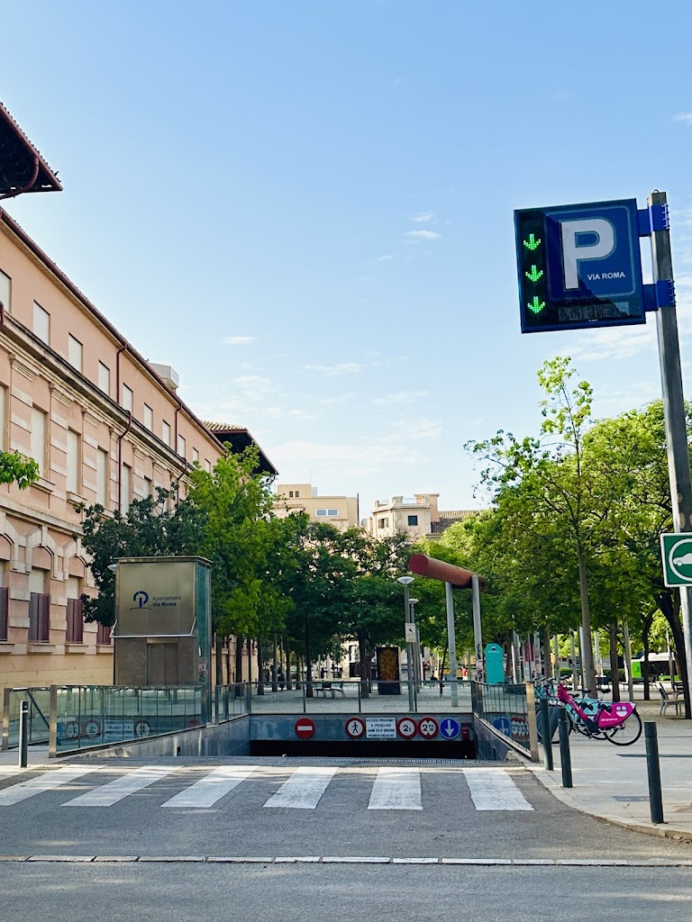 Parking Via Roma