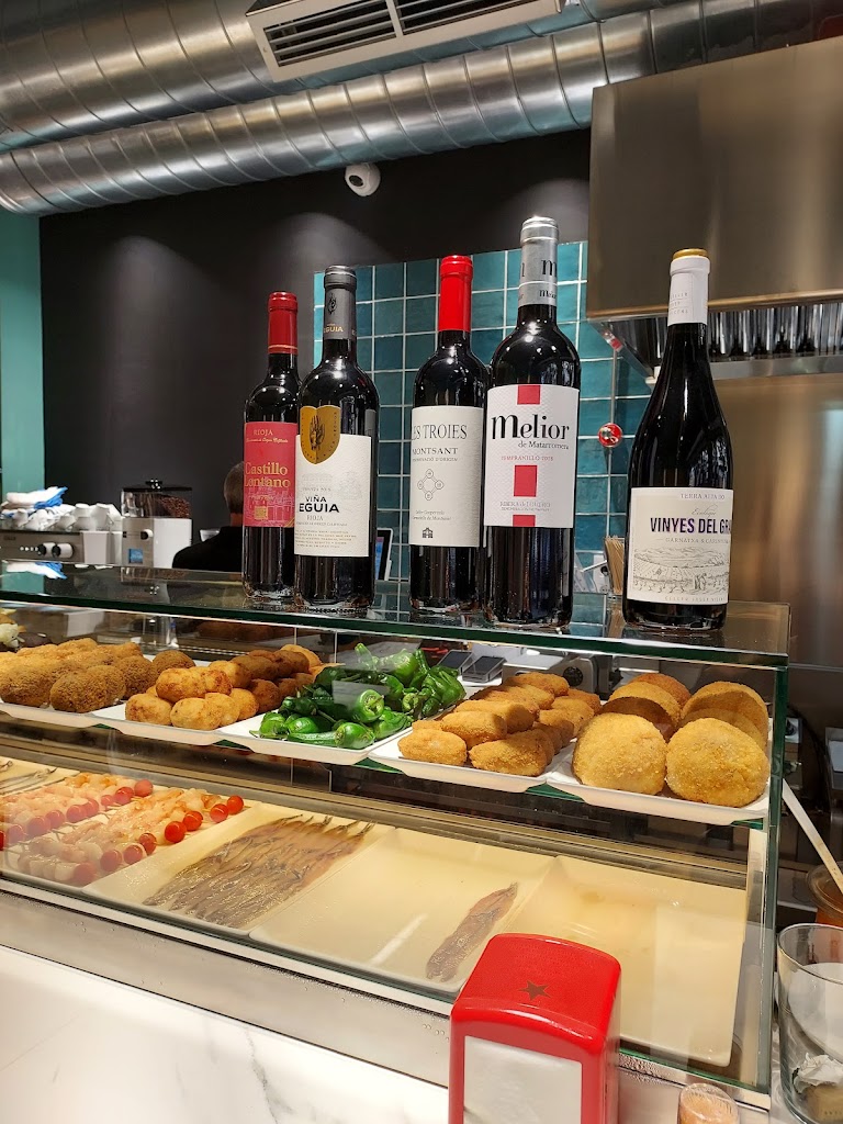 Restaurante Las Palmeras Viladecans — Comida y bebida