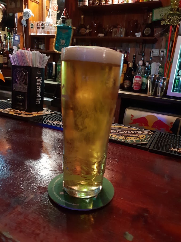Bar Craic n' ceol — Comida y bebida