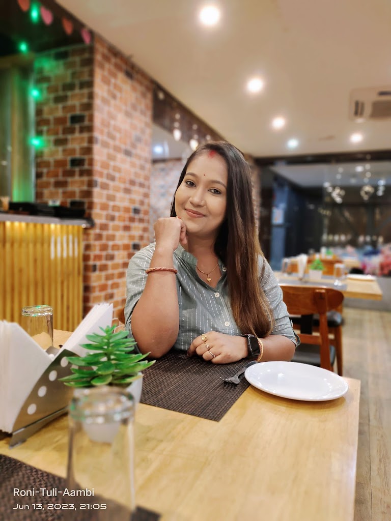 Tulika S Makeover Bridal Makeup Academy Studio