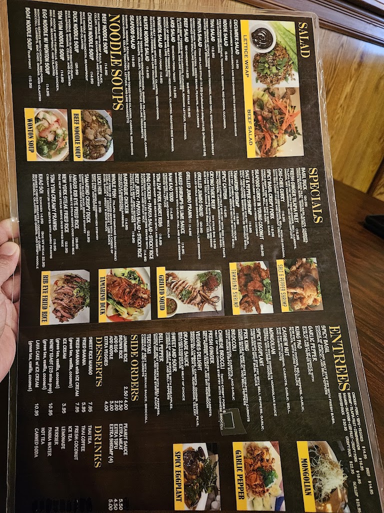 LucKi Thai Bistro