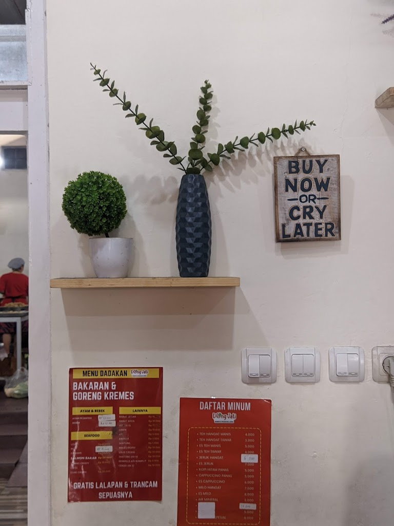 Bengkel mobil dan motor TEBO