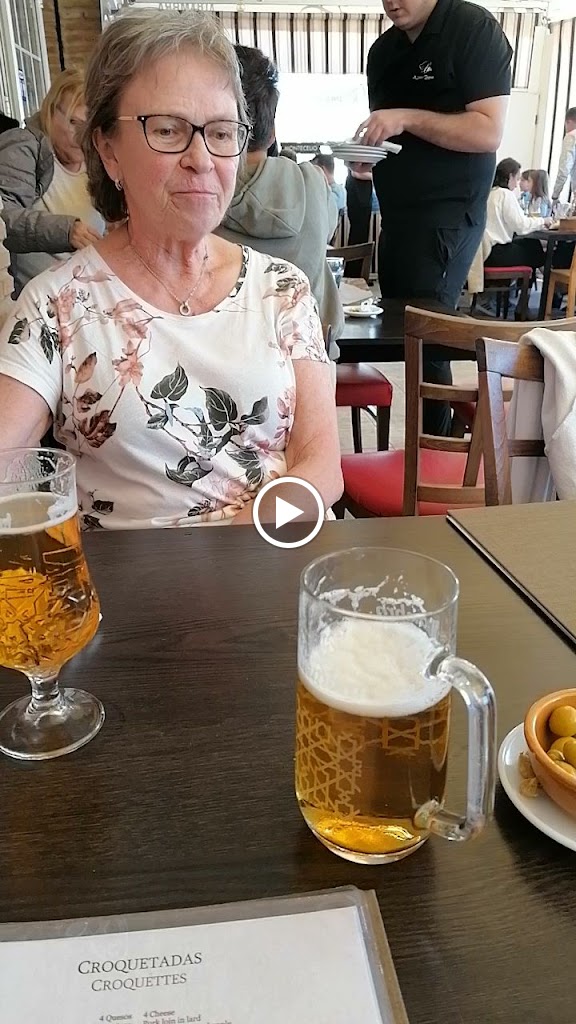 Restaurante La Nina del Guardia — Videos