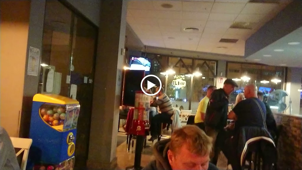 Tange's Sports Bar — Ambiente