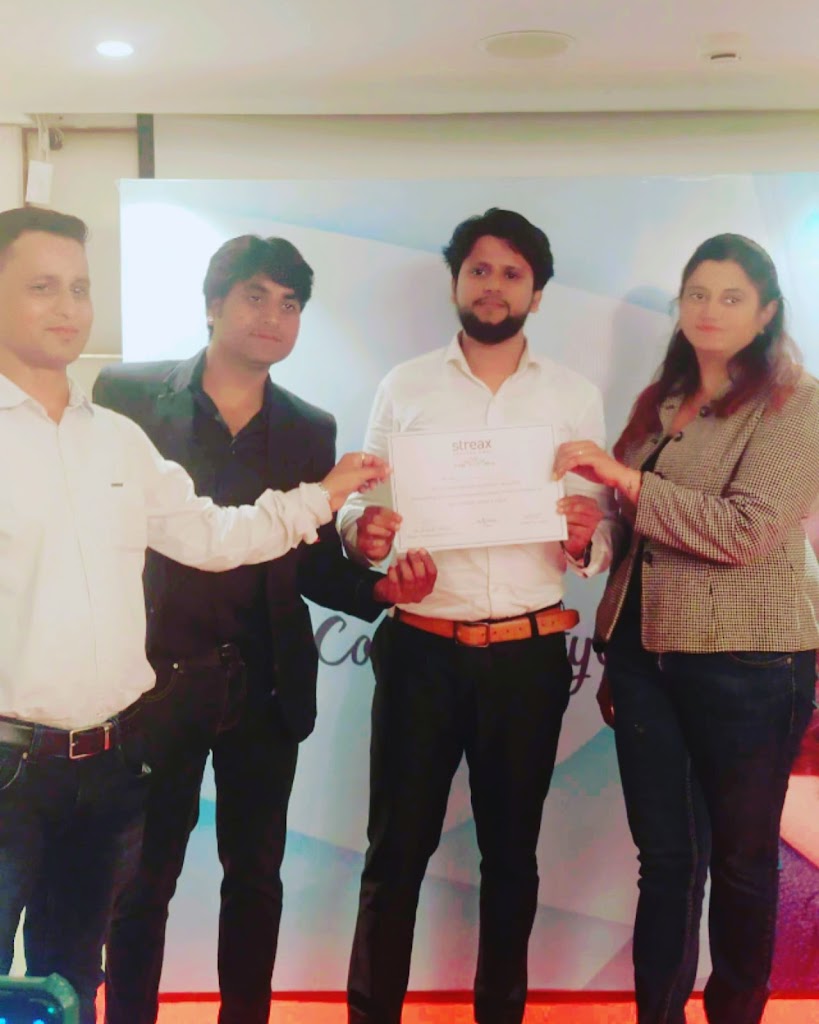 Face Look Hair Saloon