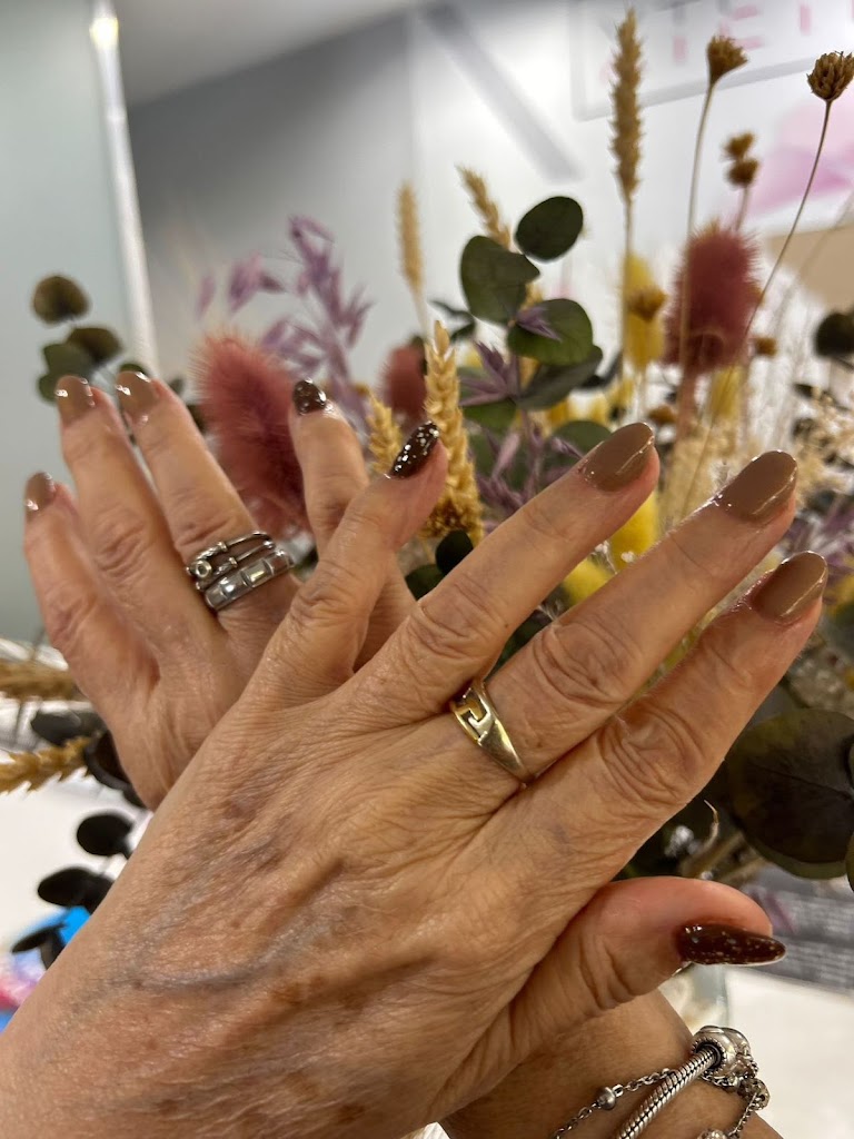 Miss Beauty CC Osito — Manicura