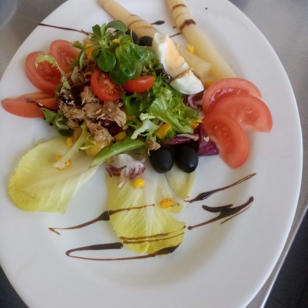 Xarxa Bar Restaurante — Comida y bebida