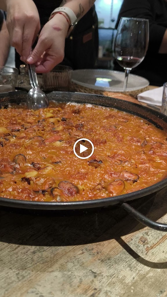Restaurante La Chula — Videos