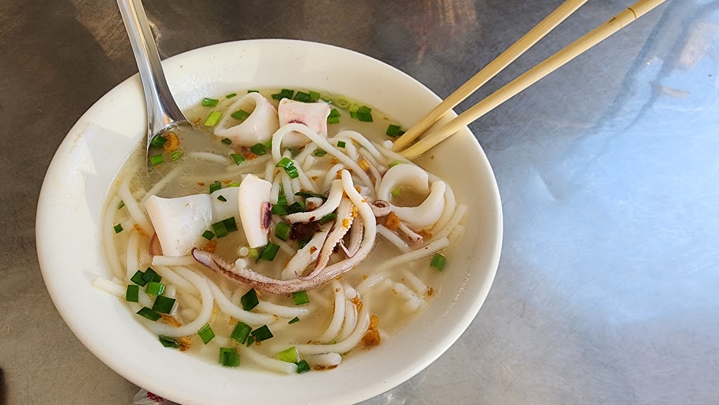 阿忠虱目魚粗米粉 的照片