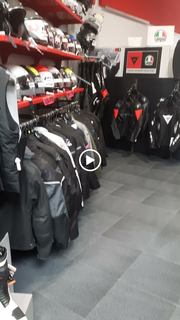 Moto Hobby — Interior