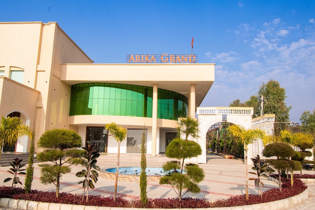 Hotel Arika Grand And Urban Prison Restaurant