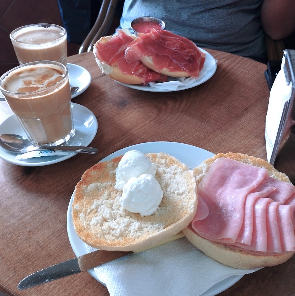 Cafe Heladaria Rosa Mari — Cafe