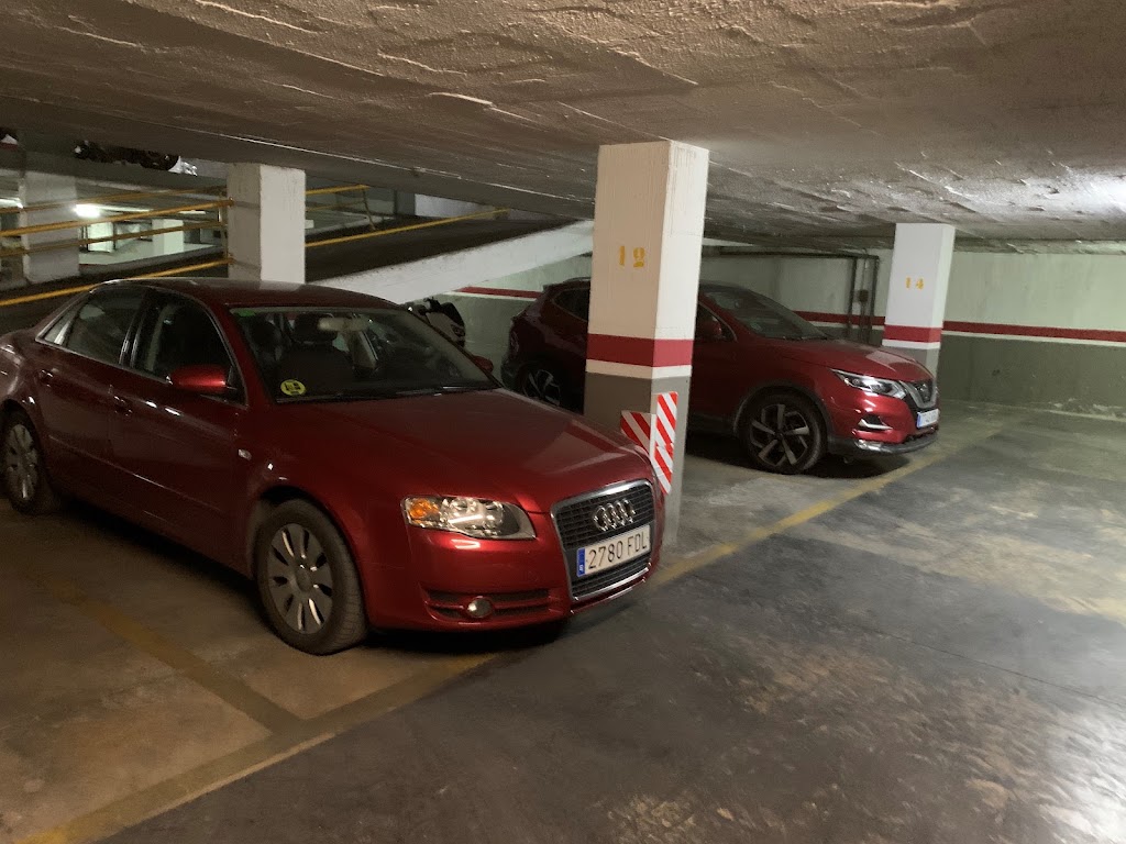 GM PARKINGS - Parking Castelao 166 — Del propietario