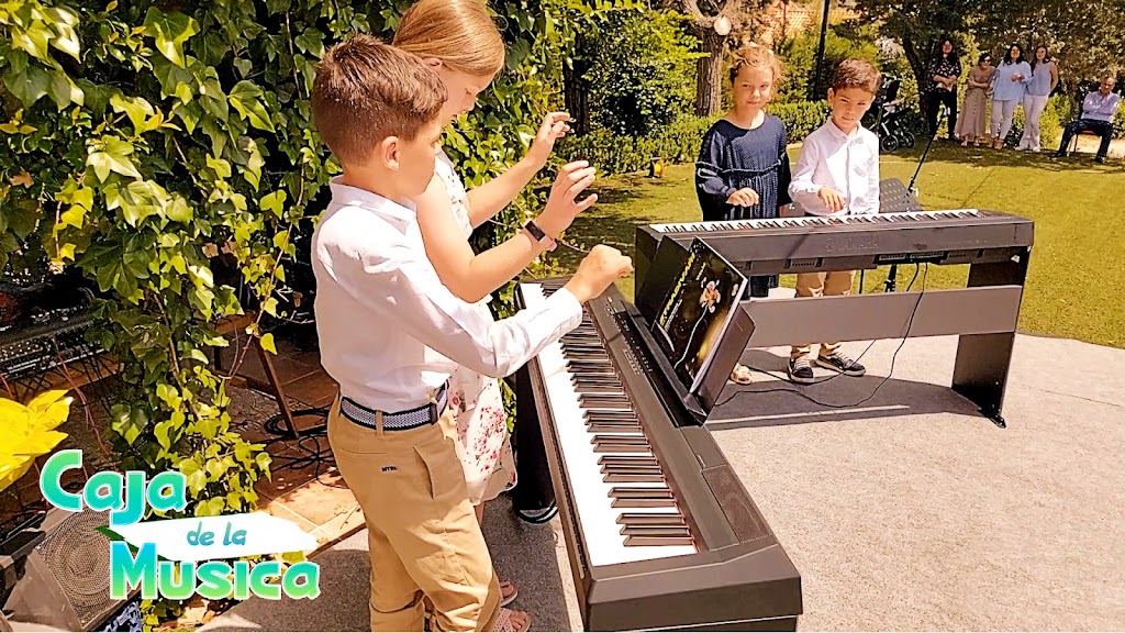 Academia Caja de la Musica - Arganda — Piano