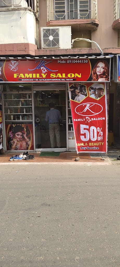 Kangana Hair And Beauty Family Saloon