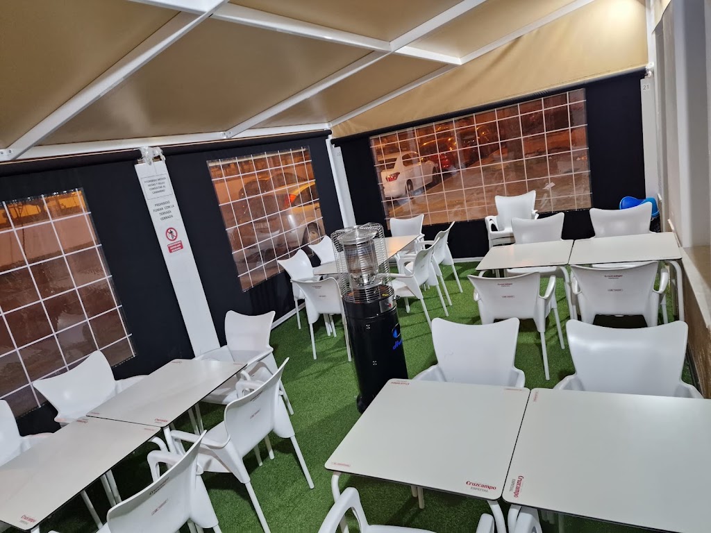 Bar Cerveceria El Quijote — Ambiente