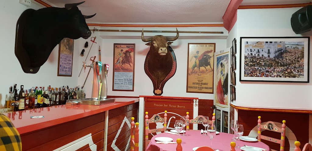 La Alternativa Benalmadena — Ambiente