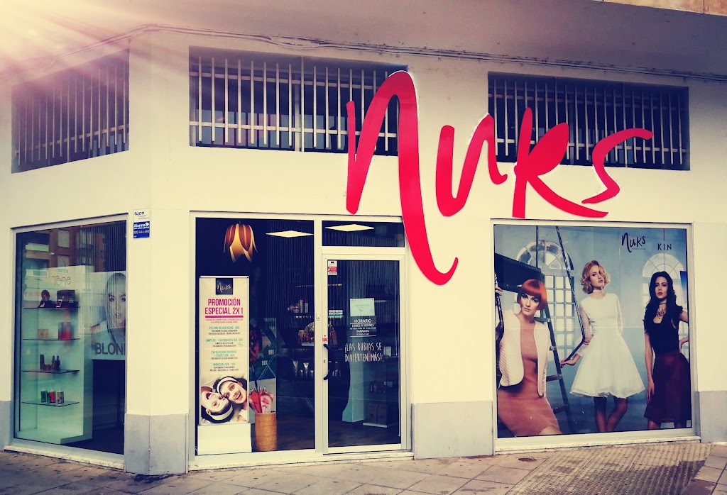 Salon Nuks. Peluqueria y estetica — Exterior