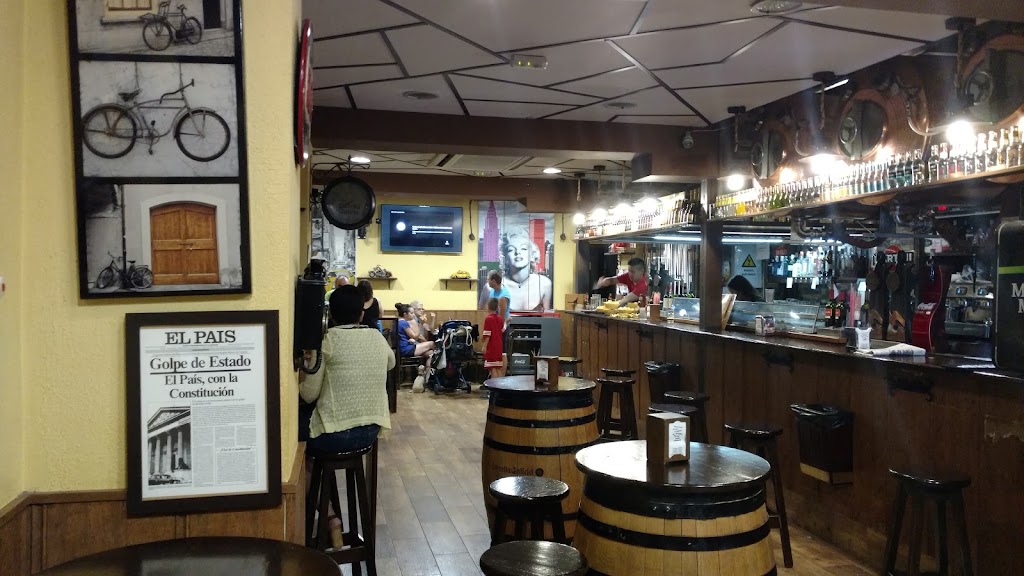 La Cantina Cerveceria Copas