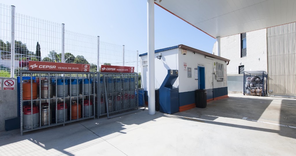 Gasolinera Nieves Sitges — Surtidor de combustible