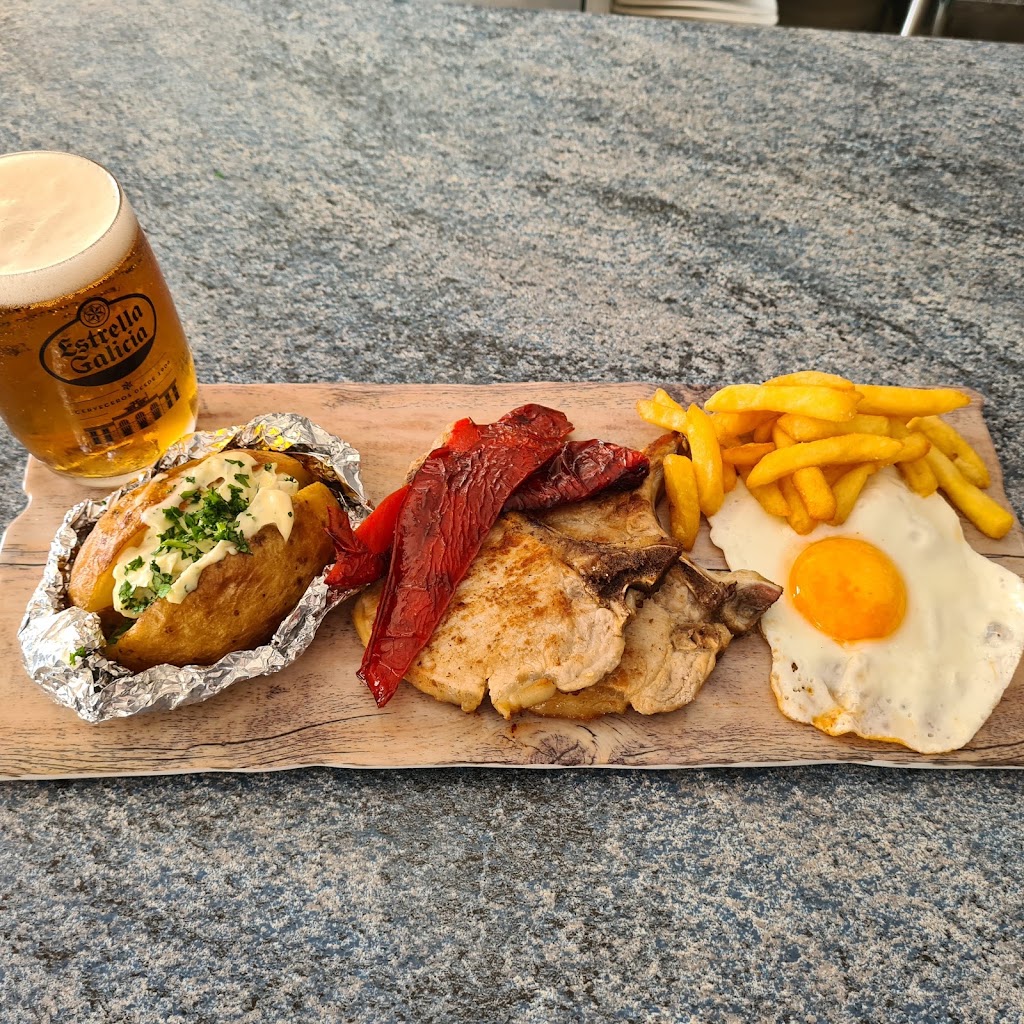 Pub El Patio de mi Casa — Comida y bebida