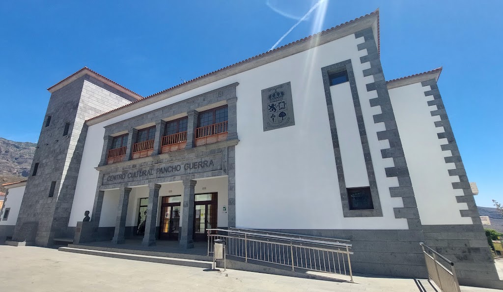 Statue Pancho Guerra