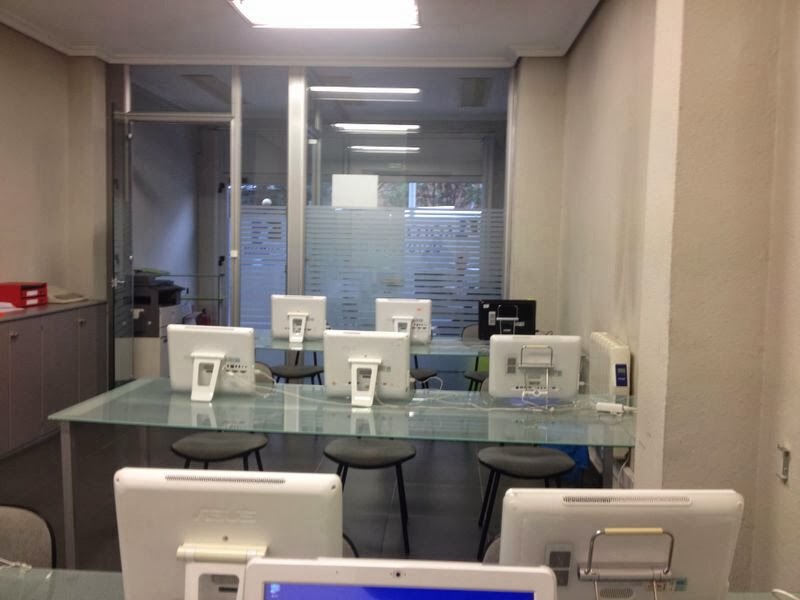 Autoescuela Solozabal — Del propietario