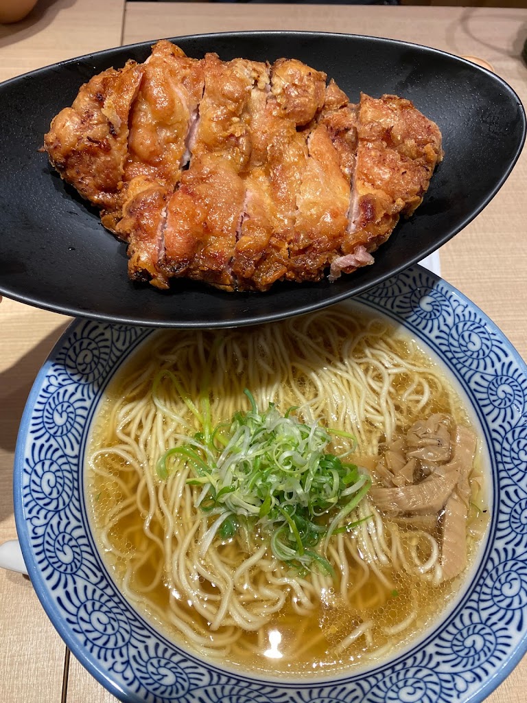 奧特拉麵Ramen Ultra 南港環球店 (錦拉麵) 的照片