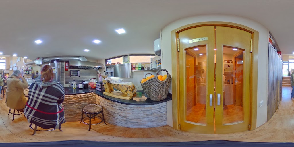 Cafeteria El Trineu — Street View y 360deg